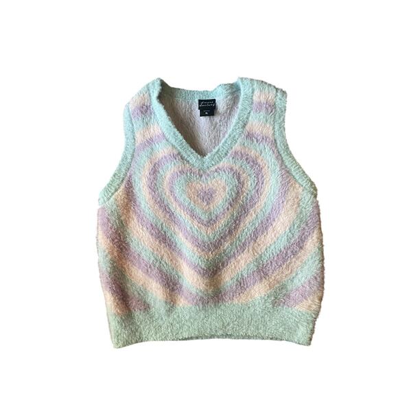 Sweet Society heart sweater vest. - Picture 1 of 3